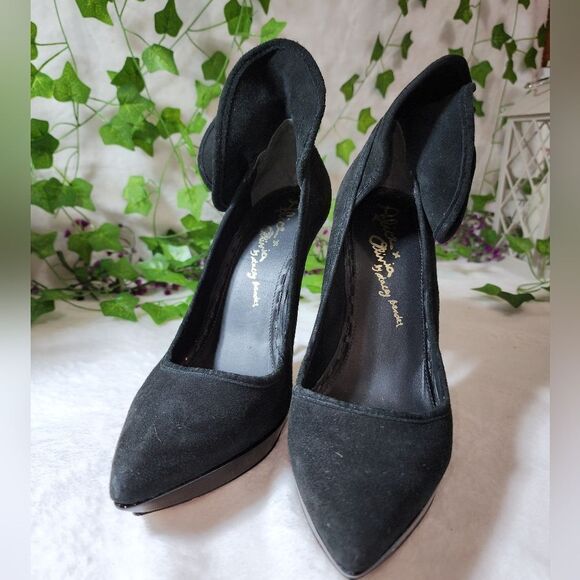 Alice & Olivia Suede Heels - Picture 4 of 14